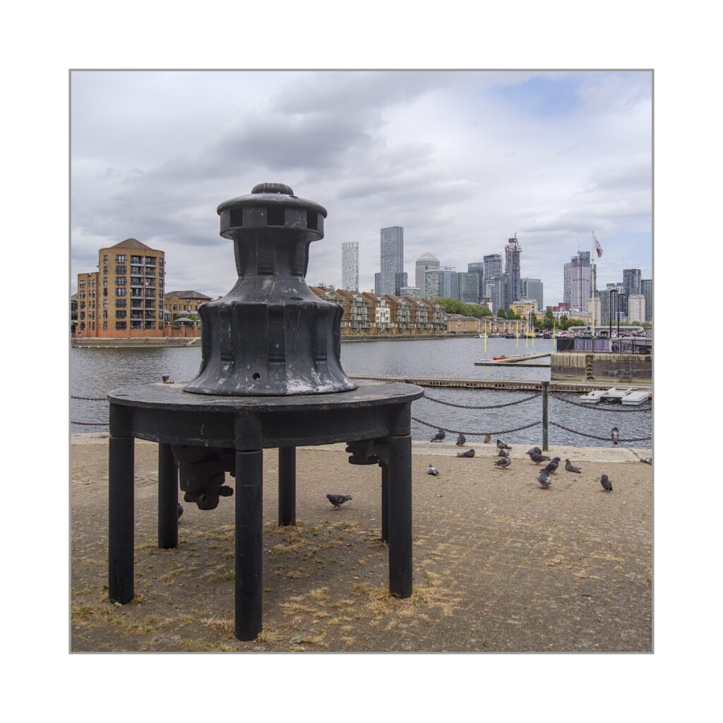 A photo walk around the former docklands area on the south side of the River Thames.