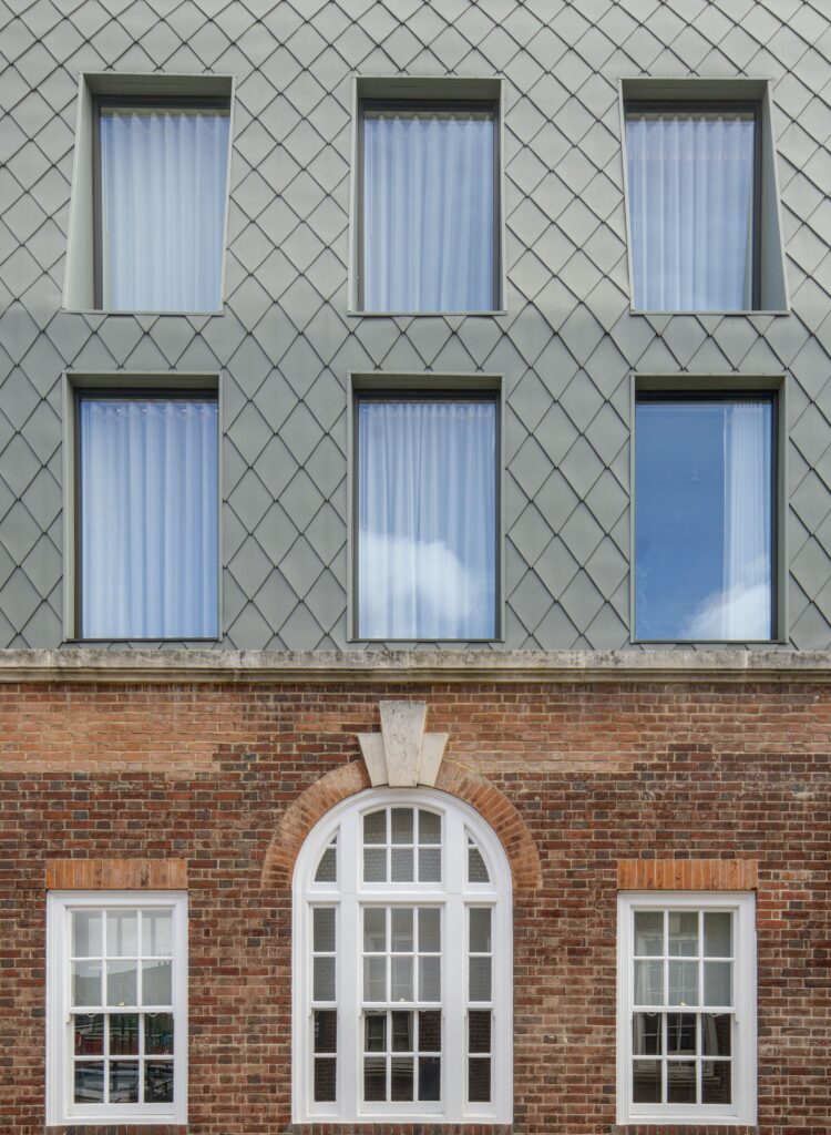 9 windows